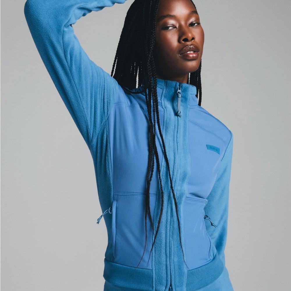 SKIMS Fleece Lounge Fitted Jacket in Azure Large